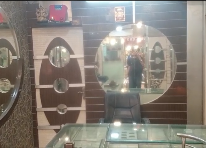 Commercial Shop