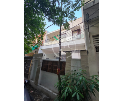 Residential House (₹1.1 Cr.)