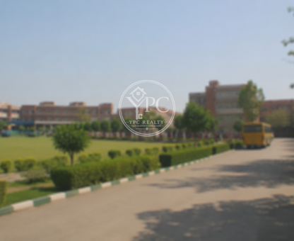 Premium CBSE School (₹150 Cr.)